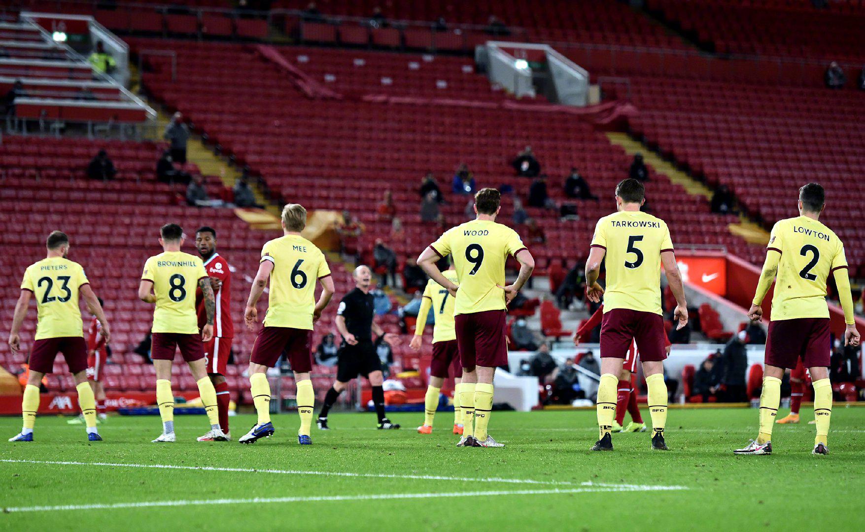 身体对抗 身体对抗